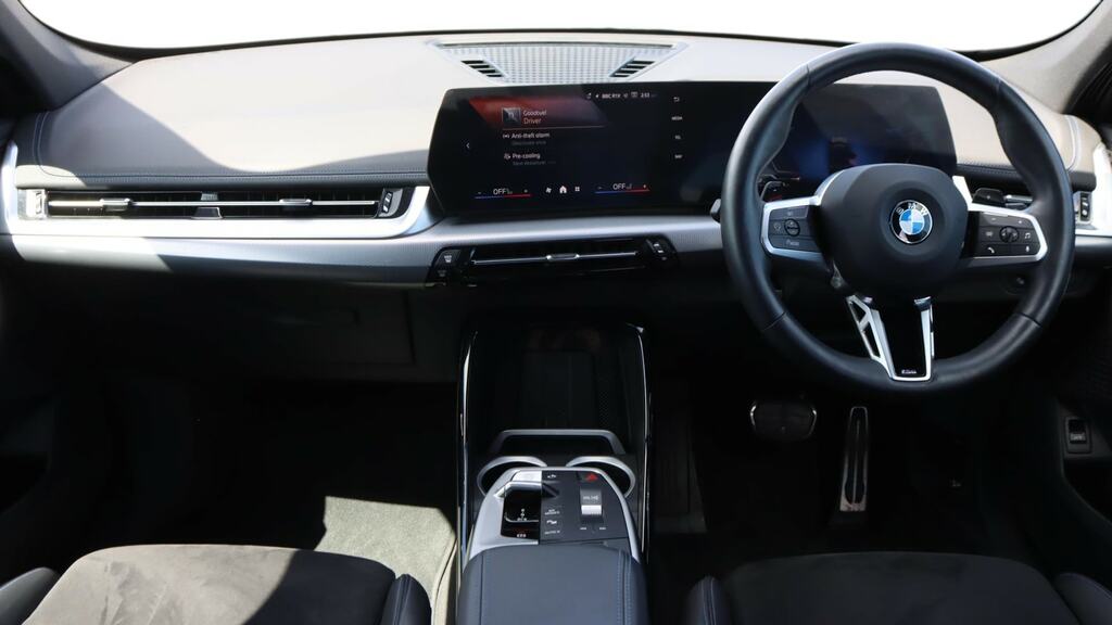 BMW X1 Sdrive 20I Mht M Sport Step Black #4