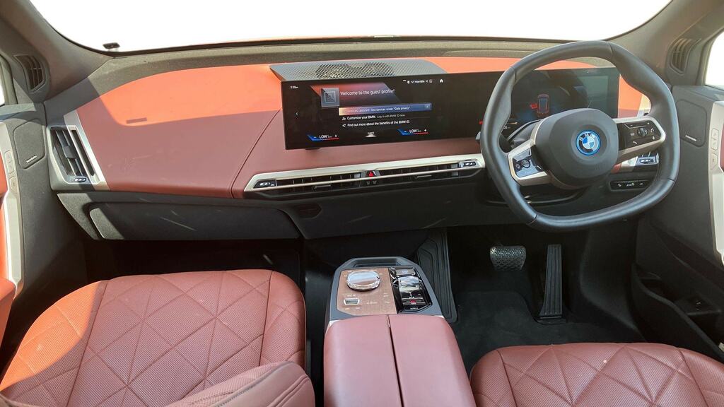 BMW iX 240Kw Xdrive40 M Sport 76.6Kwh Red #4
