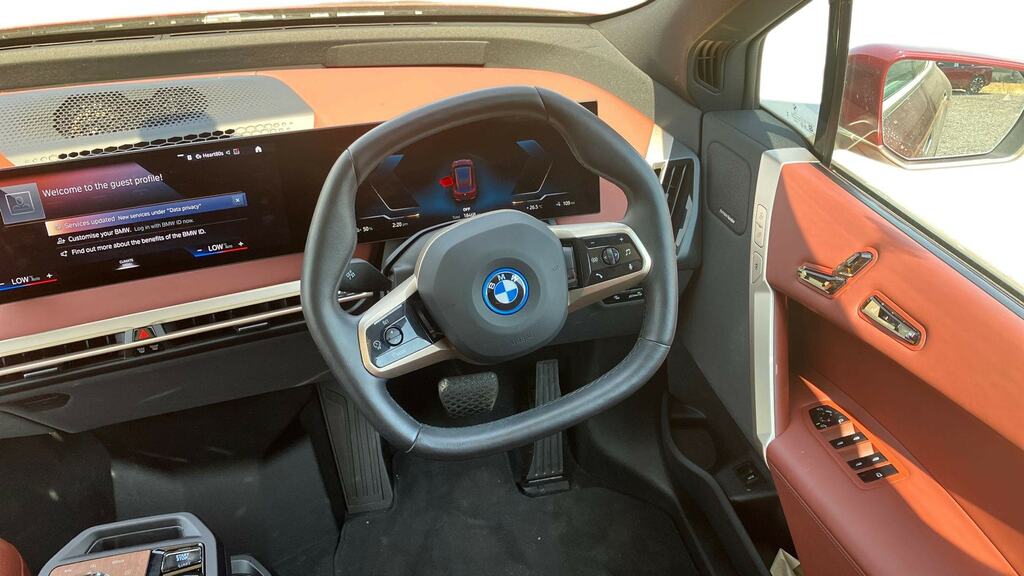 BMW iX 240Kw Xdrive40 M Sport 76.6Kwh Red #5