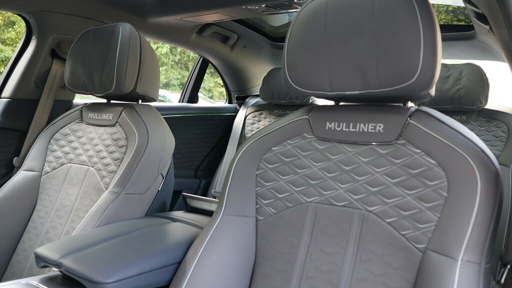 Bentley Flying Spur 4.0 V8 Hybrid Azure Blackline Silver #43