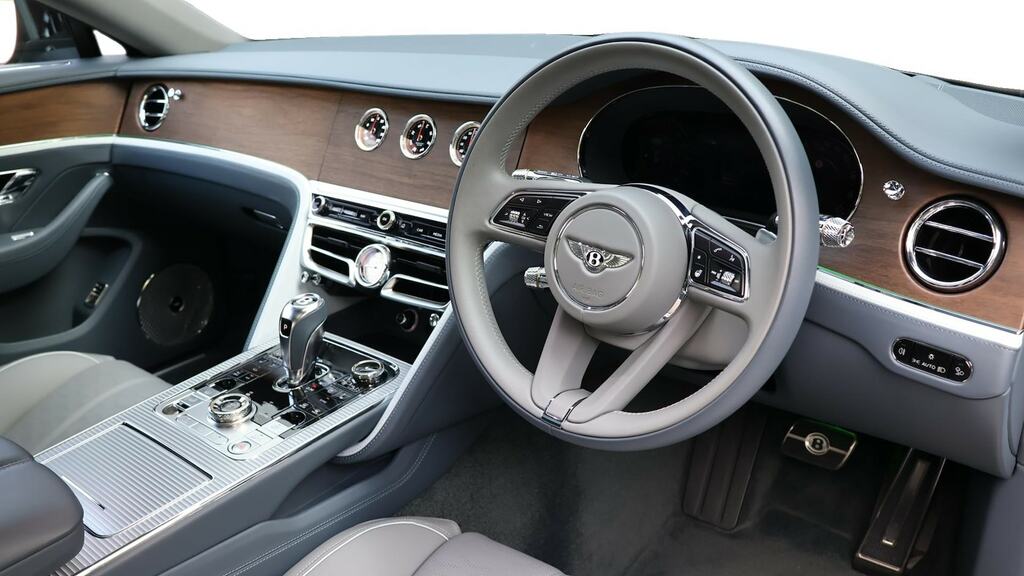 Bentley Flying Spur 4.0 V8 Hybrid Azure Blackline Silver #9