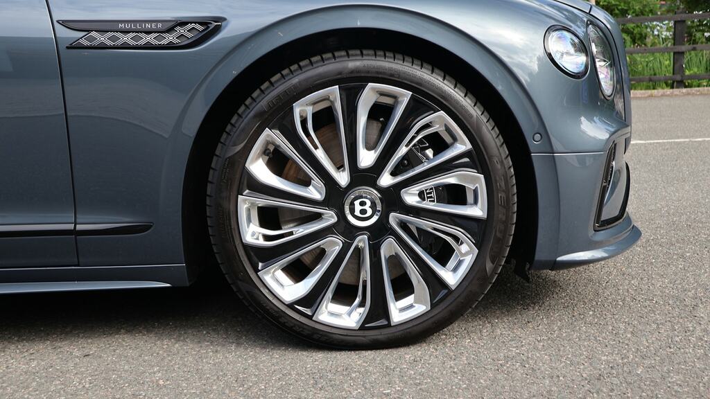Bentley Flying Spur 4.0 V8 Hybrid Mulliner Blackline Grey #6