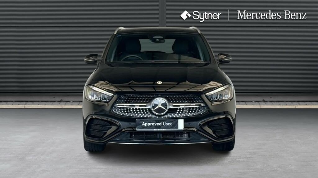 Mercedes-Benz GLA Class Gla 200 Amg Line Executive Black #6