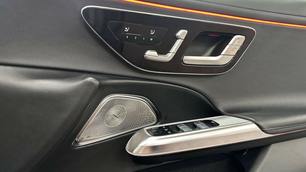 Mercedes-Benz E Class E300e Urban Edition 9G-tronic 2025 Grey #17