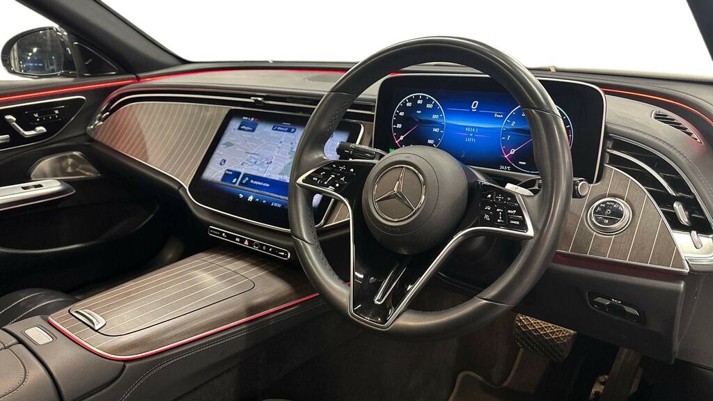 Mercedes-Benz E Class E200 Exclusive Premium 9G-tronic Grey #3