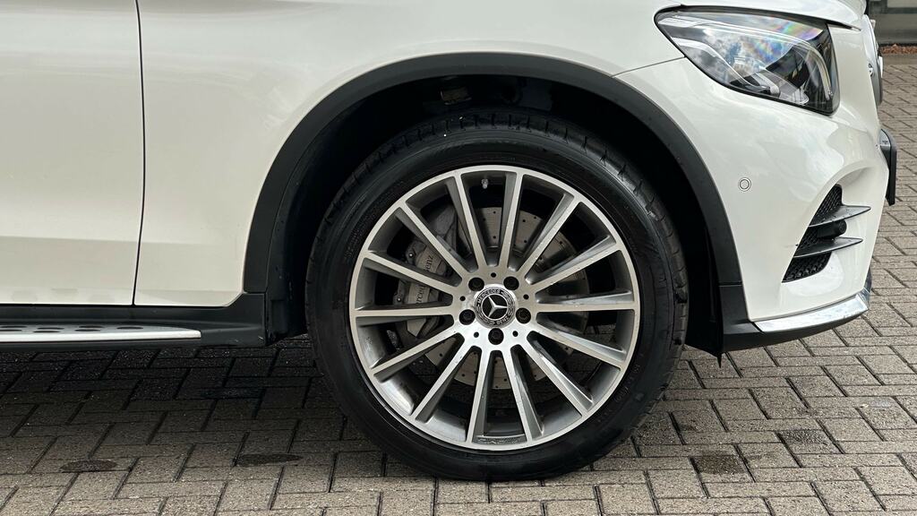 Mercedes-Benz GLC Class Glc 220D 4Matic Amg Line Premium 9G-tronic White #5