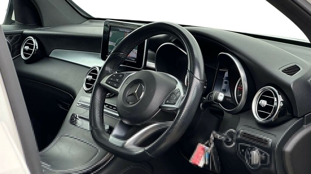 Mercedes-Benz GLC Class Glc 220D 4Matic Amg Line Premium 9G-tronic White #3