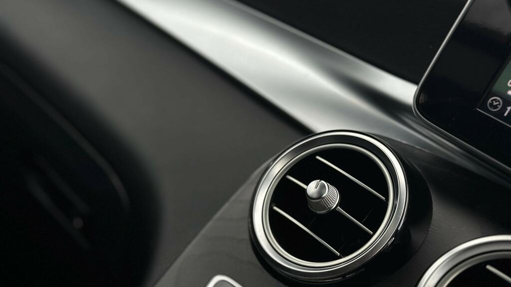 Mercedes-Benz GLC Class Glc 350 D 4Matic Amg Line Premium Plus Black #21