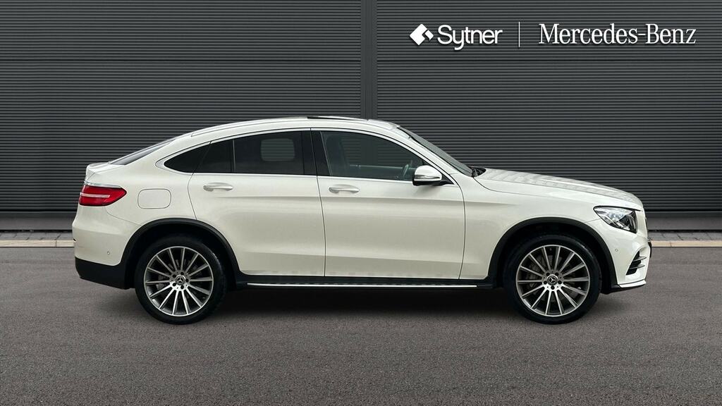 Mercedes-Benz GLC Class Glc 220D 4Matic Amg Line Premium 9G-tronic White #4