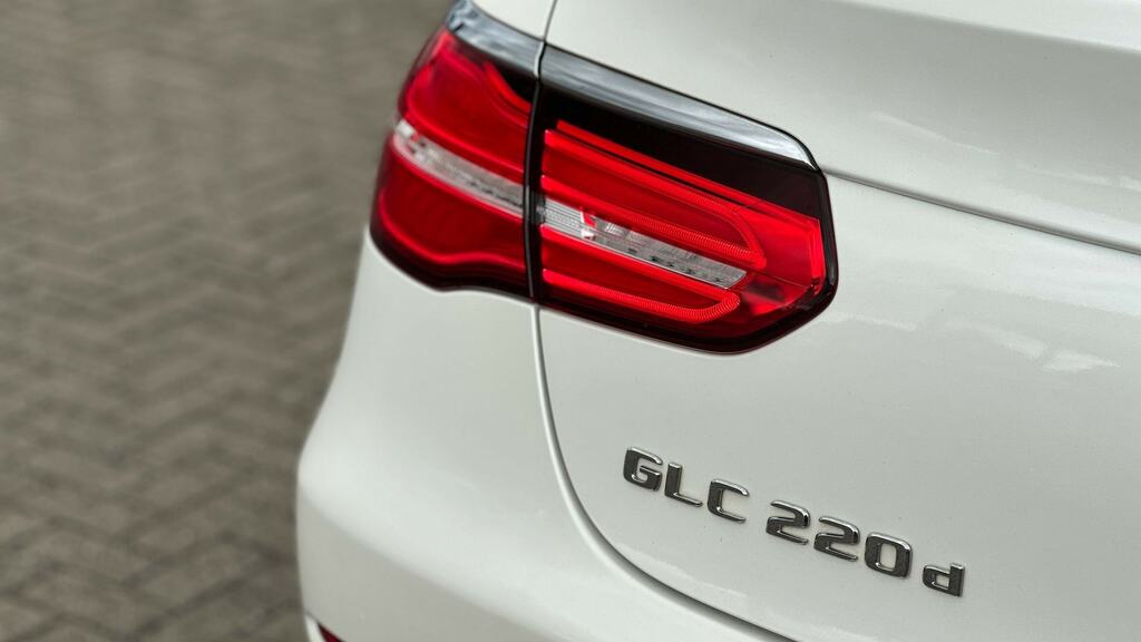 Mercedes-Benz GLC Class Glc 350 D 4Matic Amg Line Premium Plus Black #20