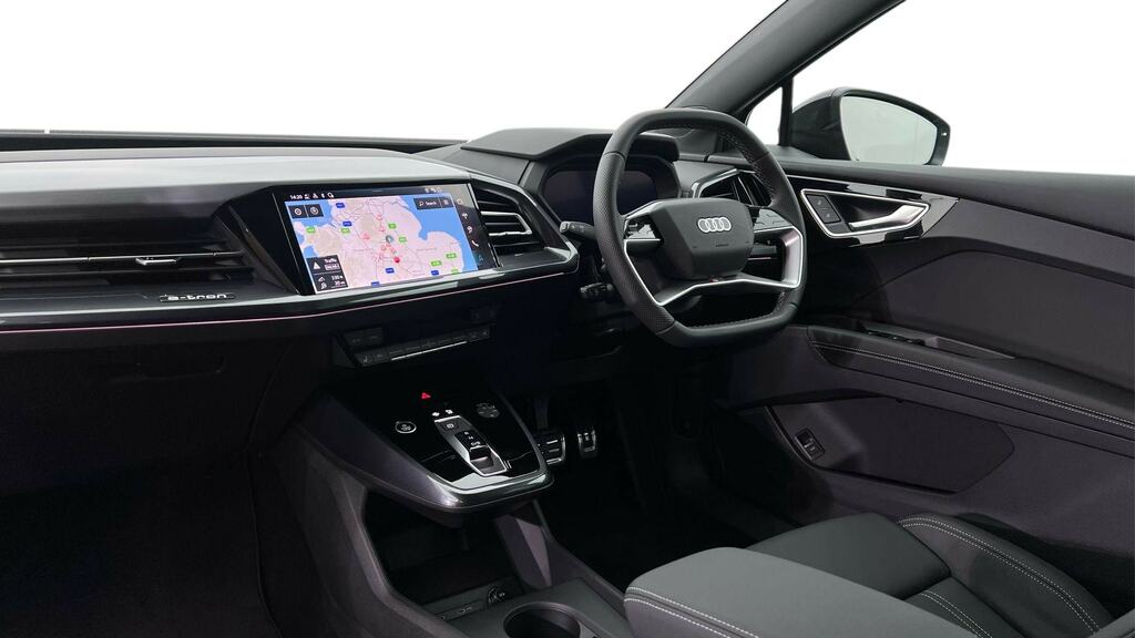 Audi Q4 E Tron 210Kw 45 82Kwh Black Edition Grey #2