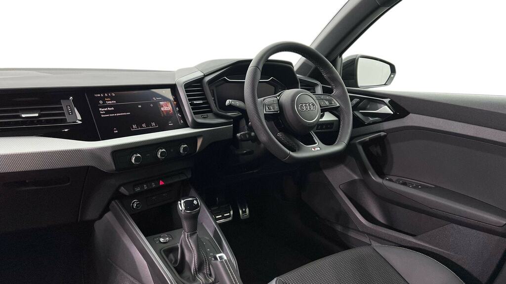 Audi A1 30 Tfsi Black Edition S Tronic FP26HZV Blue #2