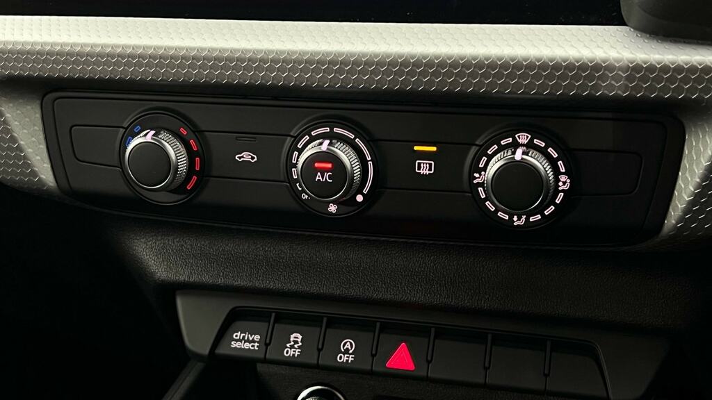 Audi A1 S Line 30 Tfsi 116 Ps S Tronic White #13
