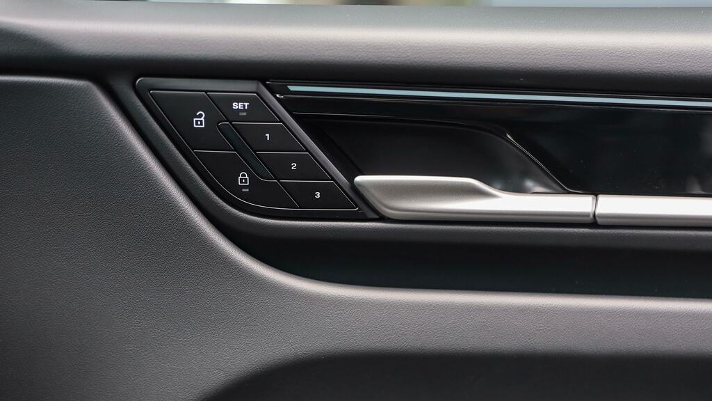 Porsche Macan 470Kw Turbo 100Kwh #23