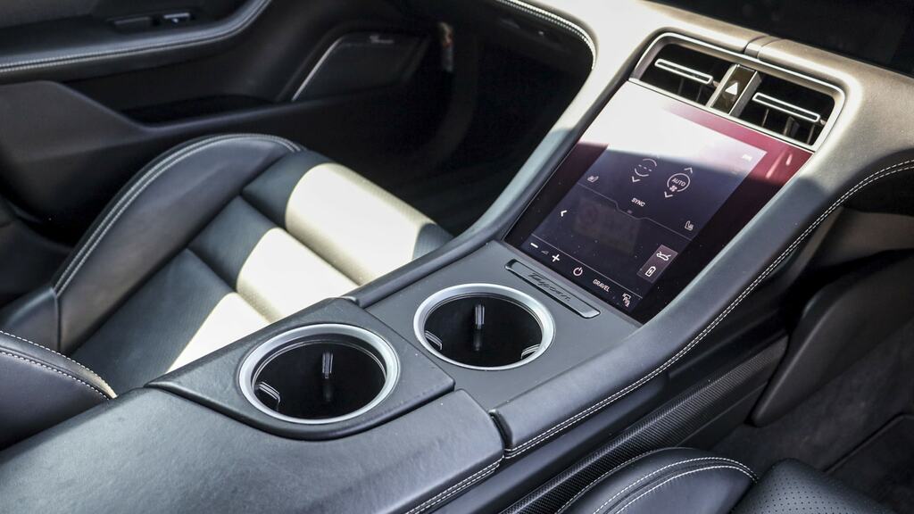 Porsche Taycan Turbo S  #15
