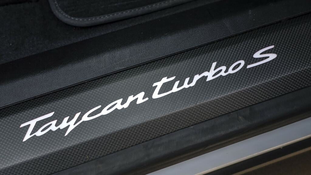 Porsche Taycan Turbo S  #30