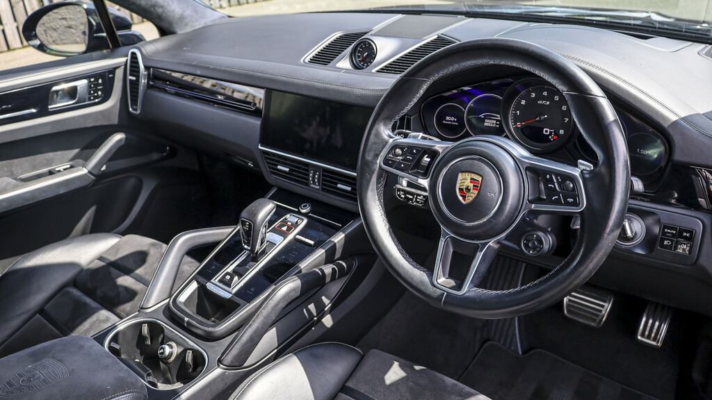 Porsche Cayenne Gts Tiptronic S Black #3
