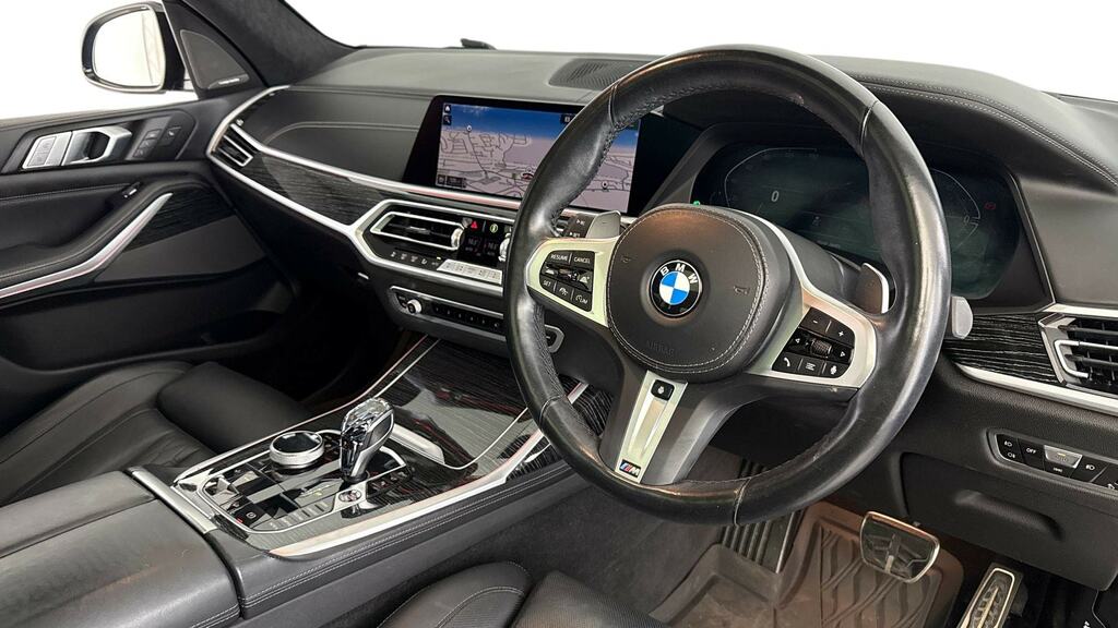 BMW X7 Xdrive40i M Sport Step Black #6