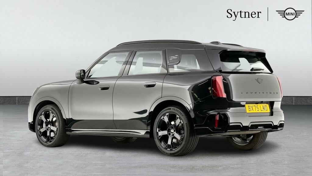 Mini Countryman 1.5 C Sport Black #2