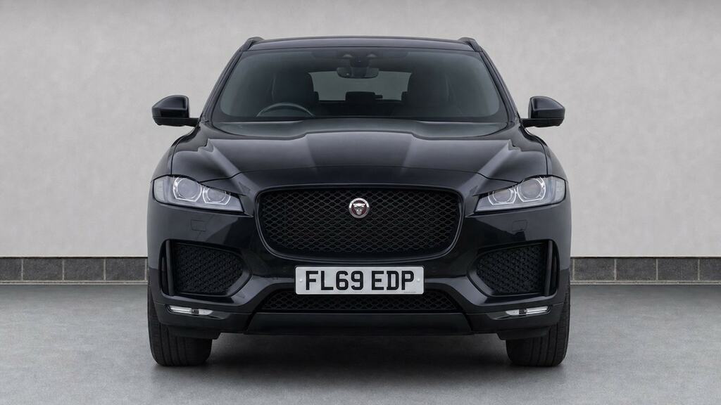 Jaguar F-Pace 2.0D R-sport Awd - Suv 5 Seats White #5