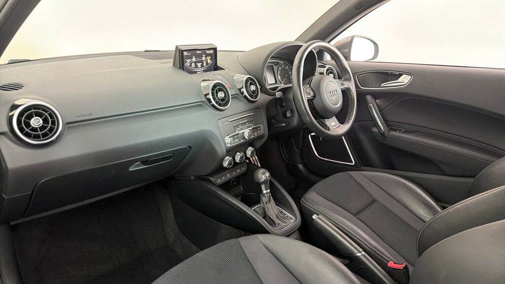 Audi A1 1.4 Tfsi Sport S Tronic White #11