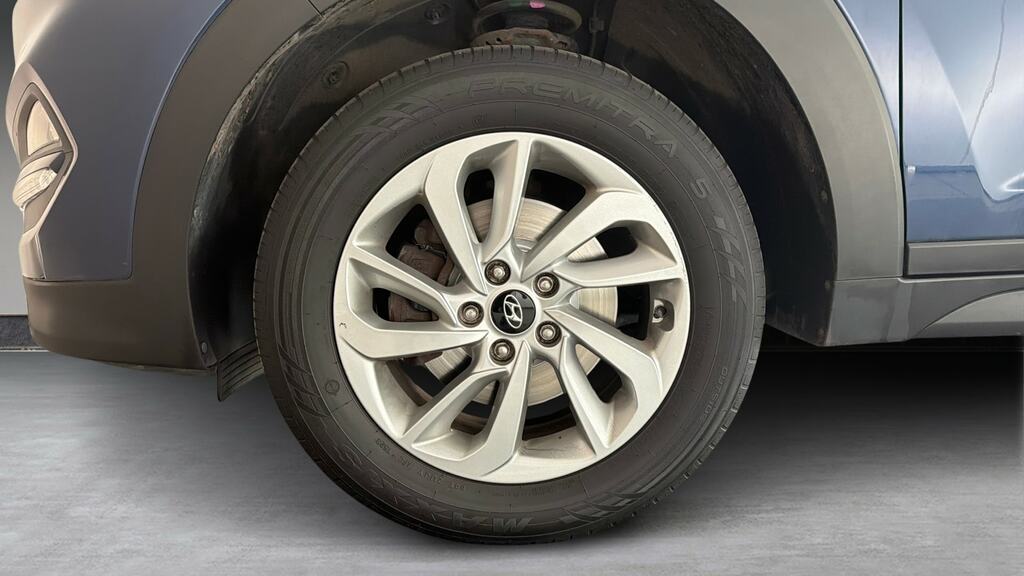 Hyundai Tucson Premium Se White #26