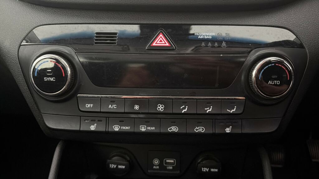Hyundai Tucson Premium Se White #16