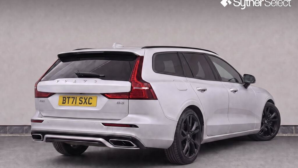 Volvo V60 B3 R-design Only 33,790 #7