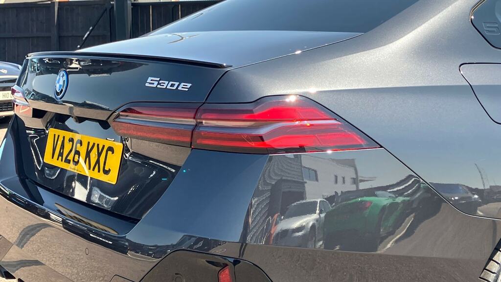 BMW 5 Series 530E M Sport Black #21