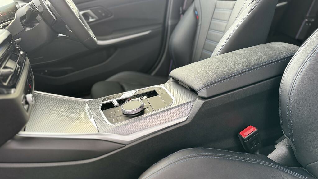BMW 3 Series 330E 22.3 Kwh M Sport Step Pro Pack Black #24