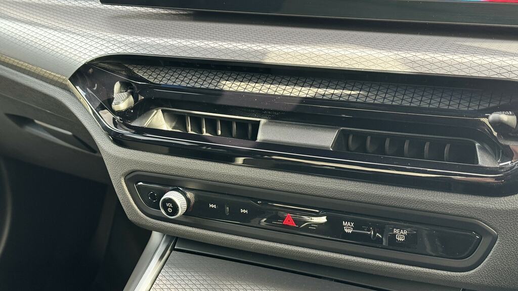 BMW 3 Series 330E 22.3 Kwh M Sport Step Pro Pack Black #27