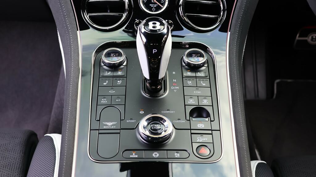 Bentley Continental Gt 4.0 V8 Hybrid Black Edition Tour Spec White #34