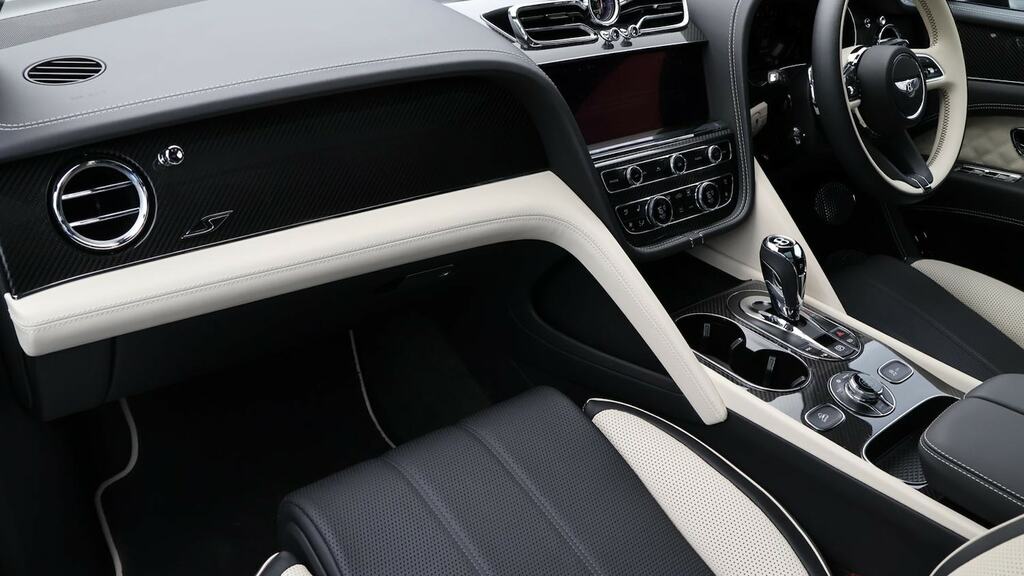 Bentley Bentayga 4.0 V8 S Touring Spec Black #2