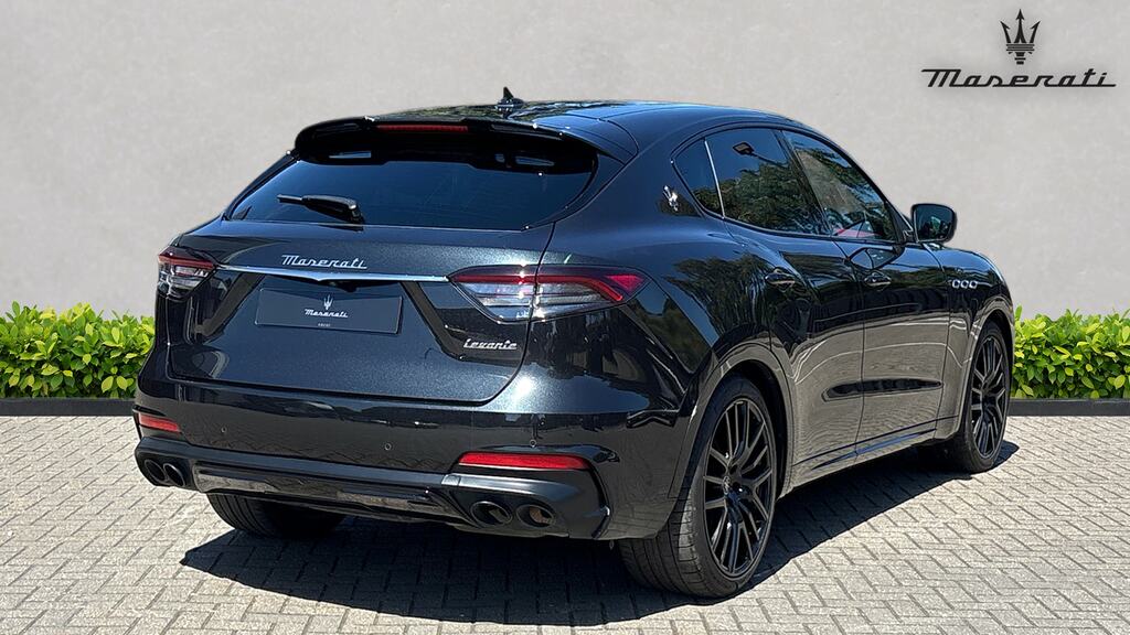 Maserati Levante Hybrid Gt Sport Pack Black #5