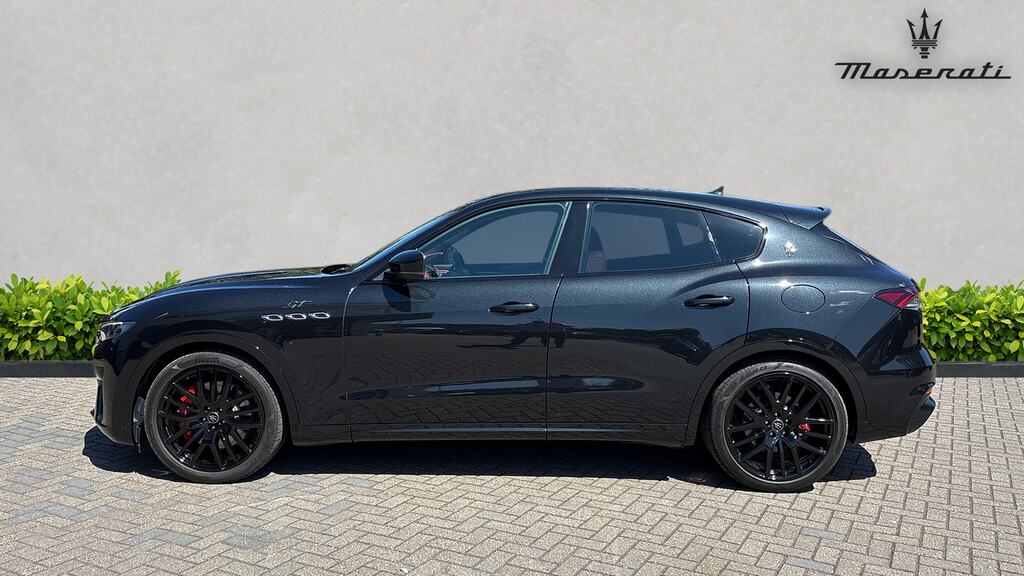 Maserati Levante Hybrid Gt Sport Pack Black #3