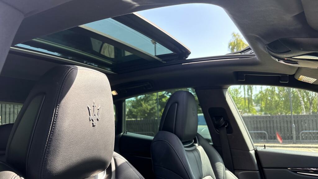 Maserati Levante V6 Modena Grey #22
