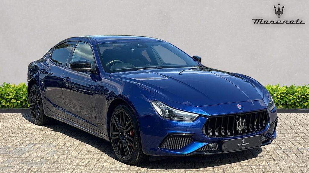 Maserati Ghibli Hybrid Gransport Nerissimo Pack Blue