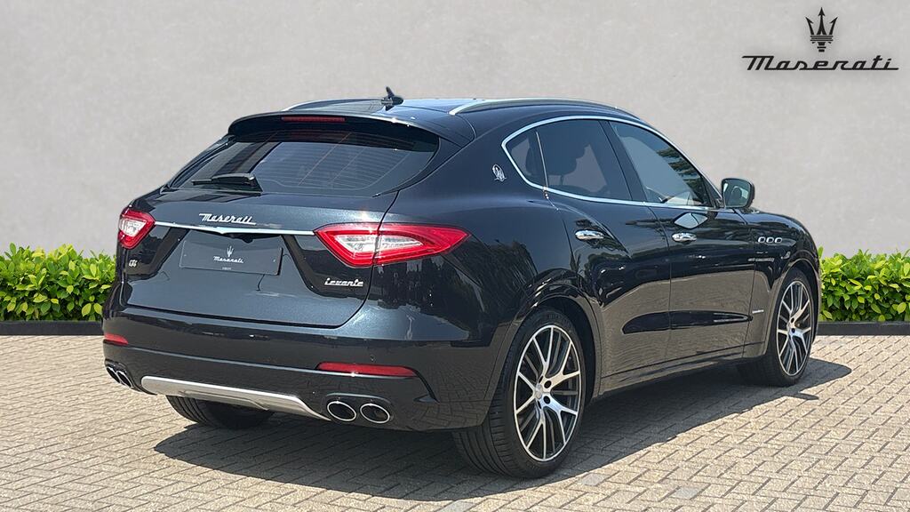 Maserati Levante V6 Granlusso Black #5