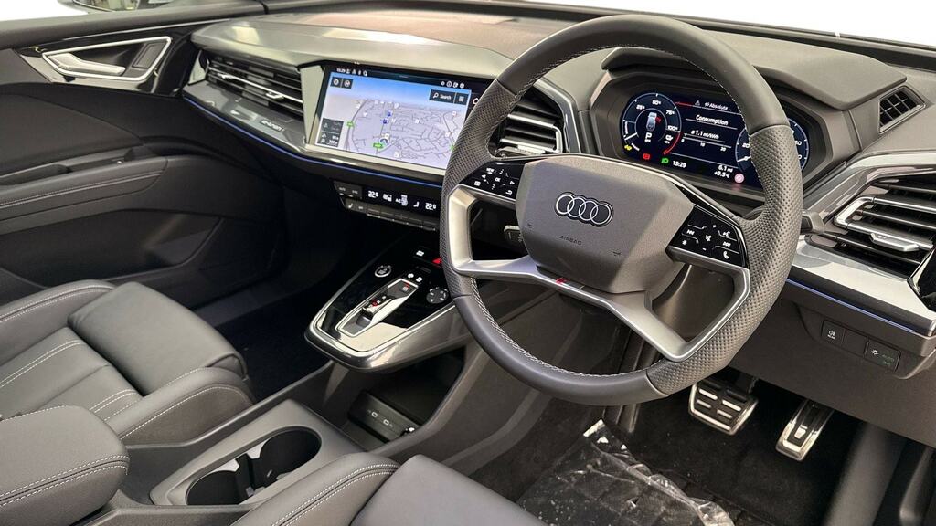 Audi Q4 E Tron 150Kw 40 63Kwh S Line Leather White #6