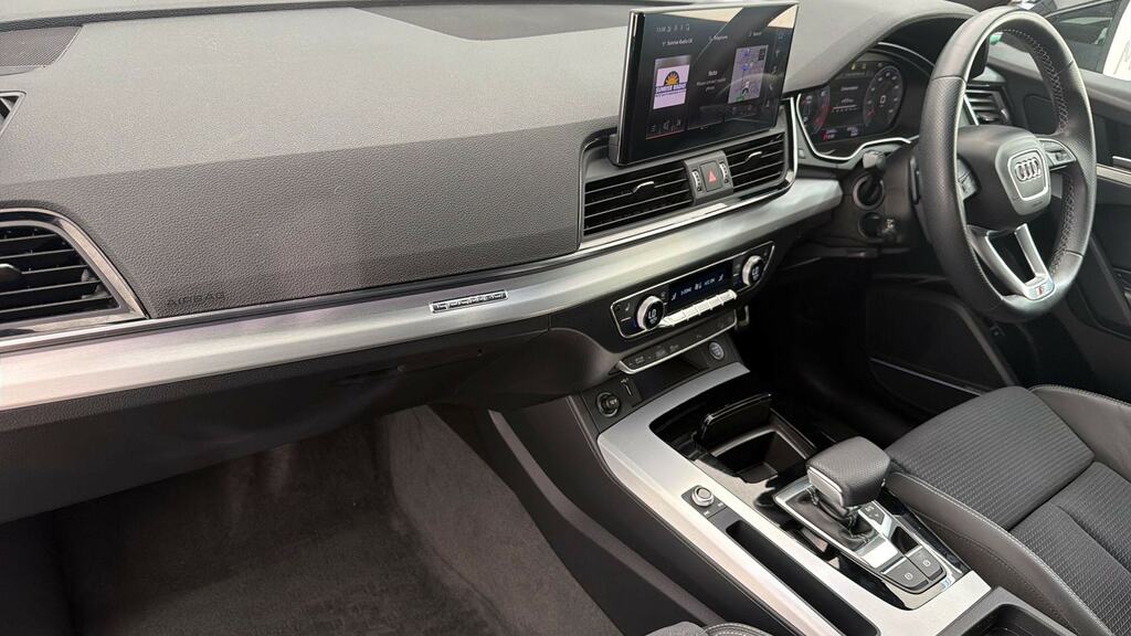 Audi Q5 45 Tfsi Quattro S Line S Tronic Cs Black #2