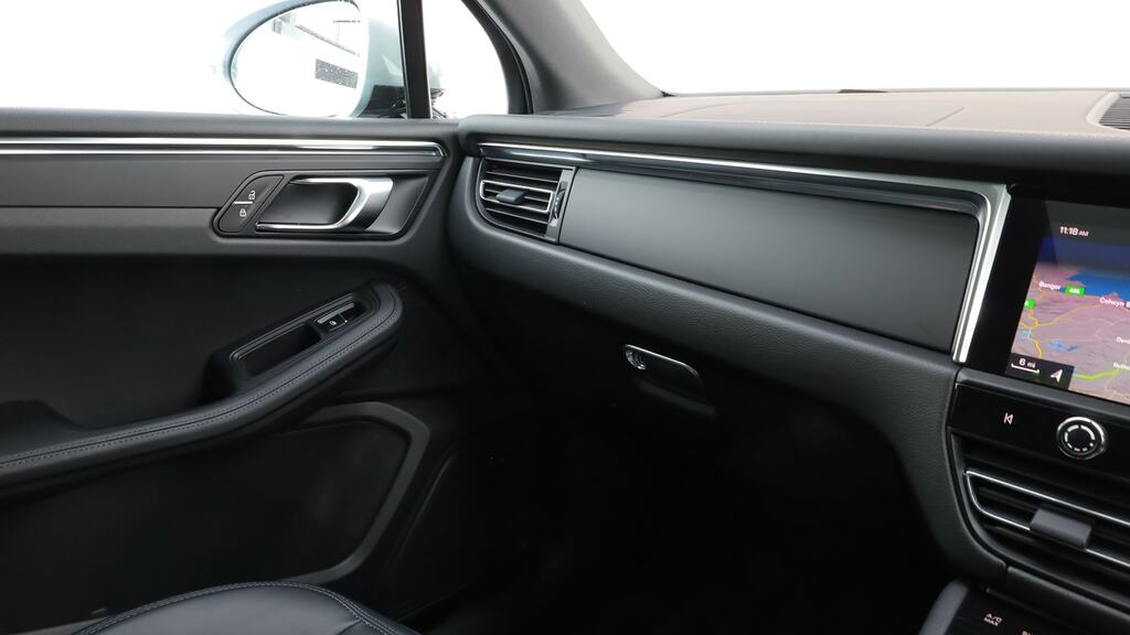 Porsche Macan 470Kw Turbo 100Kwh Grey #17
