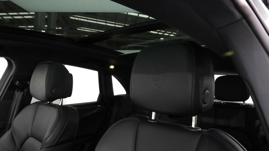 Porsche Macan 470Kw Turbo 100Kwh Grey #20