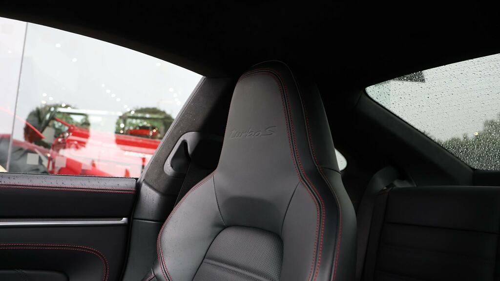 Porsche 911 3.7 Turbo S Pdk 641 Bhp Blue #22