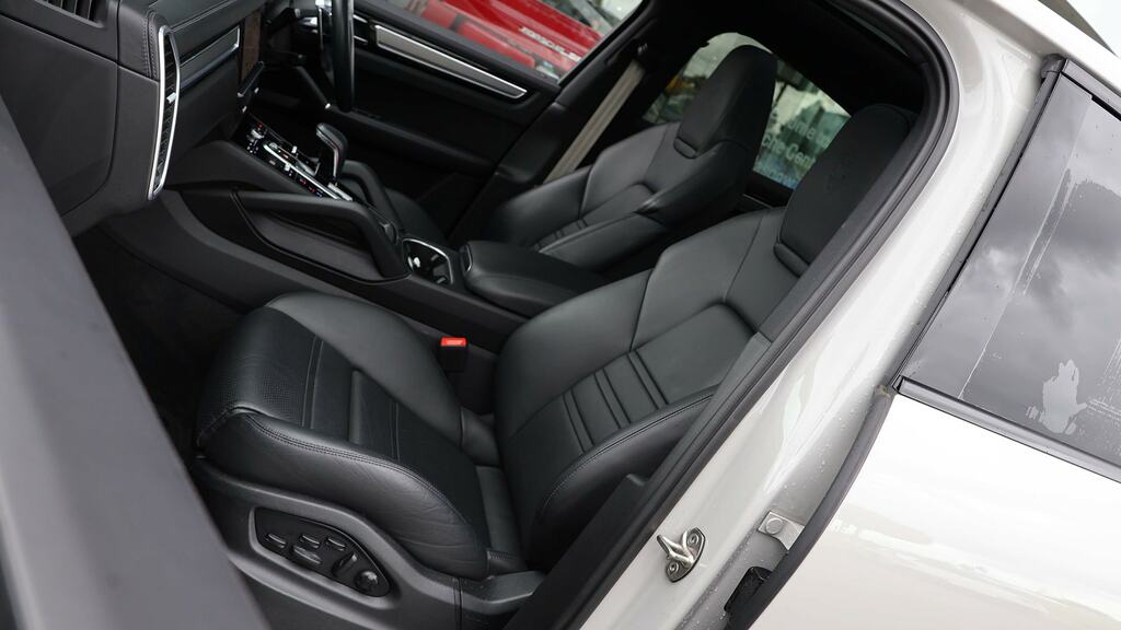 Porsche Cayenne 3.0T V6 Tiptronics 4Wd Euro 6 Ss Grey #19