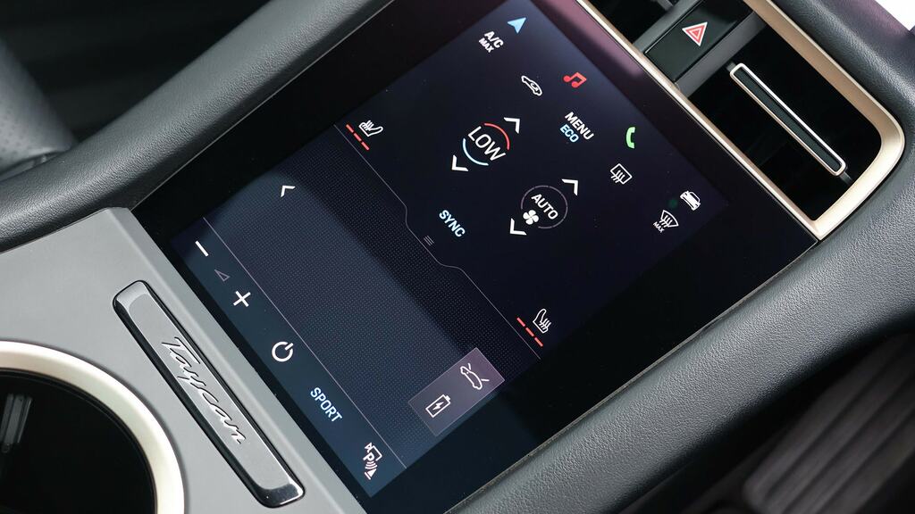 Porsche Taycan Plus 93.4Kwh 4S Saloon Black #13