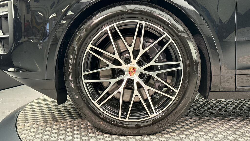 Porsche Cayenne V6 E-hybrid 25.9Kwh S Black Edition Tiptronics Eur Black #9