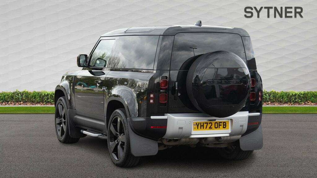 Land Rover Defender 90 3.0 D250 Hard Top Se Black #2