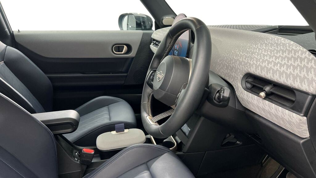 Mini Hatch 1.5 C Exclusive Level 2 YH74ZHN Green #6