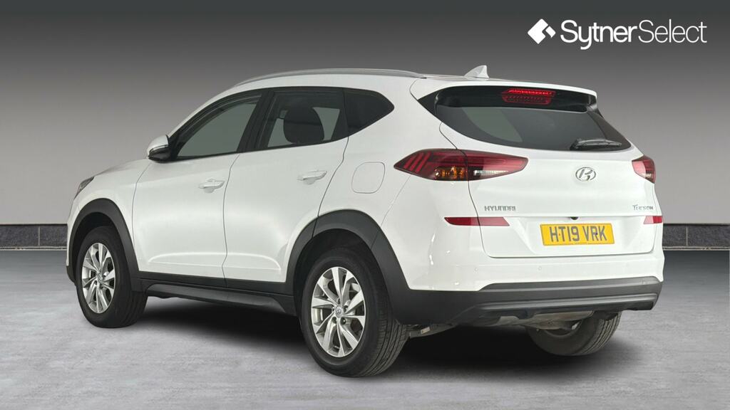 Hyundai Tucson 1.6 Gdi Se Nav 2Wd White #2