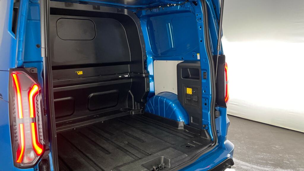 Ford Transit Custom Ford Transit 350 L3 H2 Rwd 2.0 130Ps Leader Van White #27